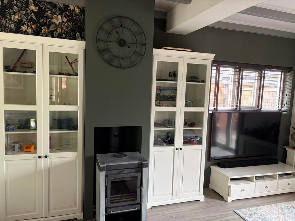 Vitrine kast en tv meubel, Huis en Inrichting, Kasten | Vitrinekasten, Ophalen, 200 cm of meer, Landelijk, 25 tot 50 cm