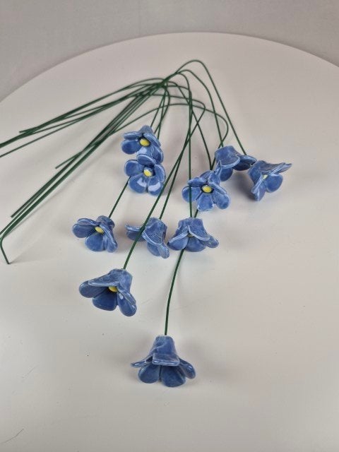 Vergeet mij niet bloemen 10 stuks hars, Ophalen of Verzenden, Nieuw