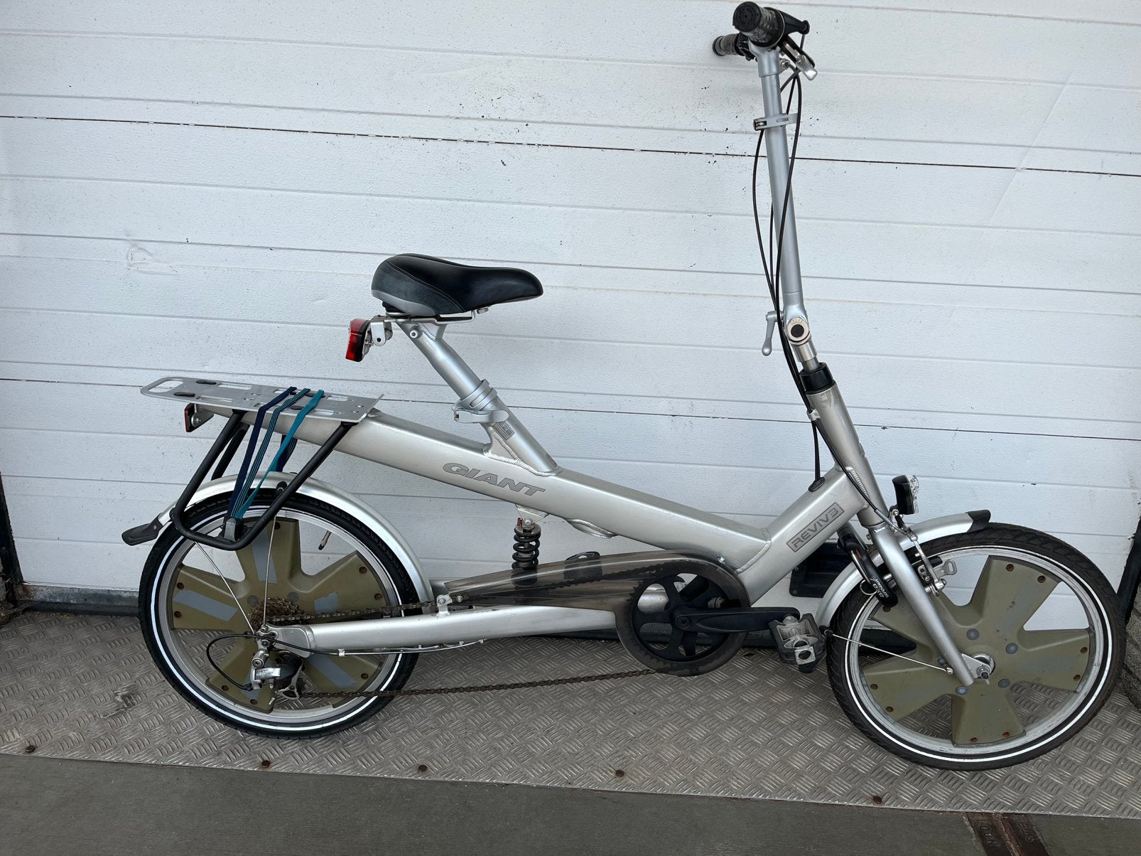 Giant Revive Comfortfiets -fraai - Laag Instapmodel, Ophalen, Zo goed als nieuw, 20 inch of meer, Versnellingen