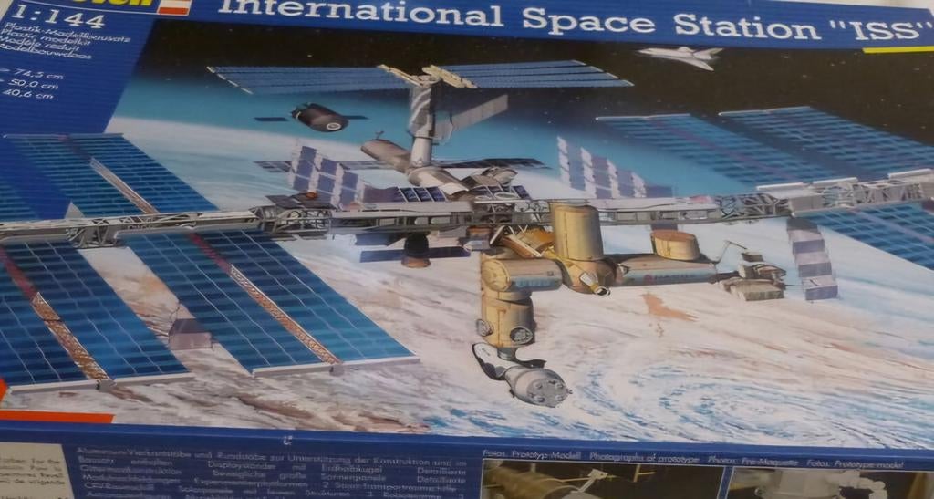 Revell International Space Station ISS modelbouw, Verzamelen, Star Wars, Ophalen of Verzenden
