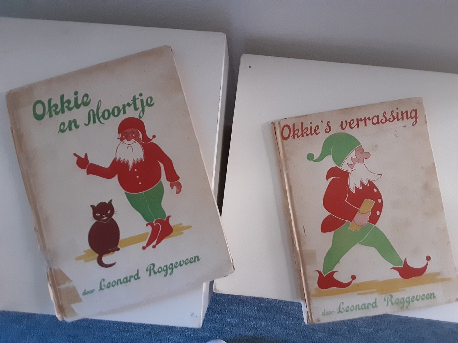 2 boekjes van Okkie, Ophalen of Verzenden, Gelezen, Leonard Roggeveen, Fictie algemeen