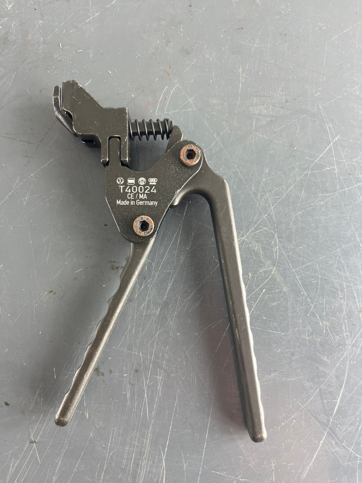 VAG T40024 rempedaal ontgrendeltang VW Audi Seat Skoda, Auto diversen, Ophalen of Verzenden, Zo goed als nieuw