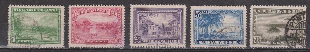 Nr 304 -308 geb 1945 Voorstellingen Nederlands Indie 10% CW, Ophalen of Verzenden, Gestempeld, Nederlands-Indië