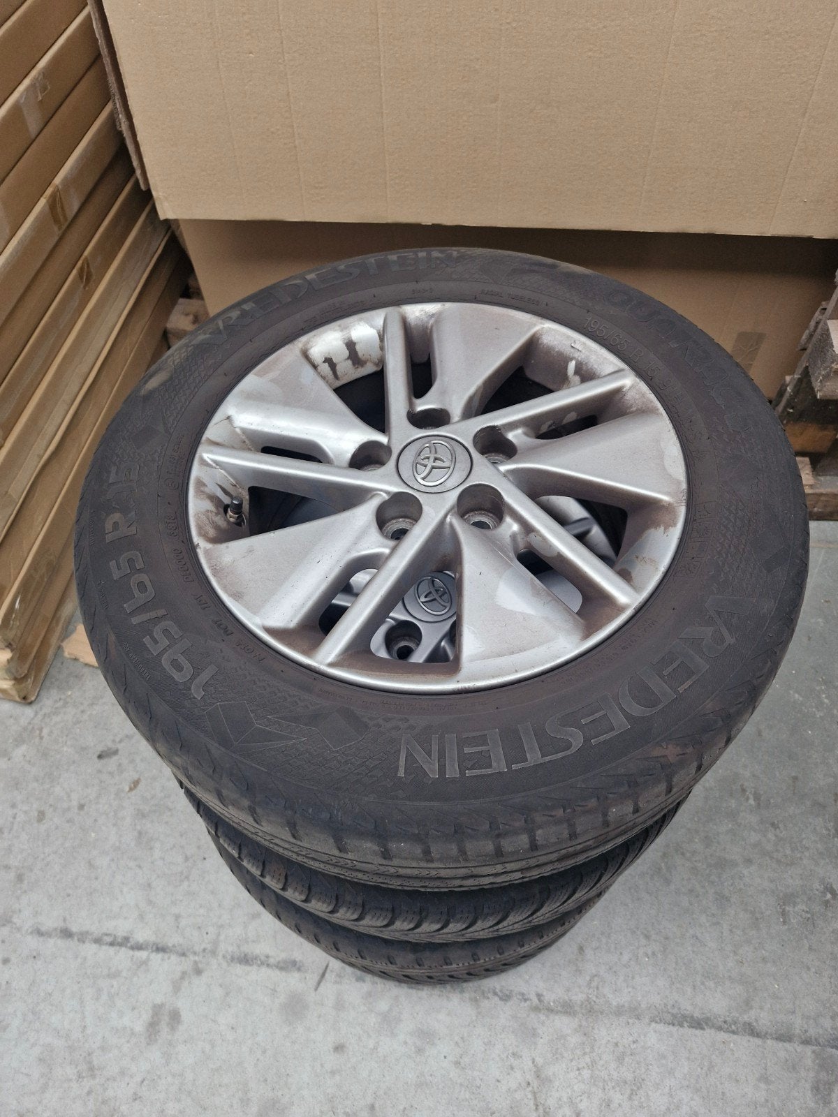 orginele toyota 15 inch velgen., Ophalen, 15 inch, Velg(en), 195 mm