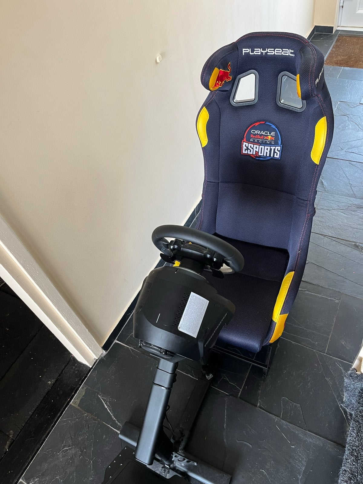 Playseat Red Bull Racing + Thrustmaster T-GT Complete Set, Ophalen, Overige merken, Gebruikt