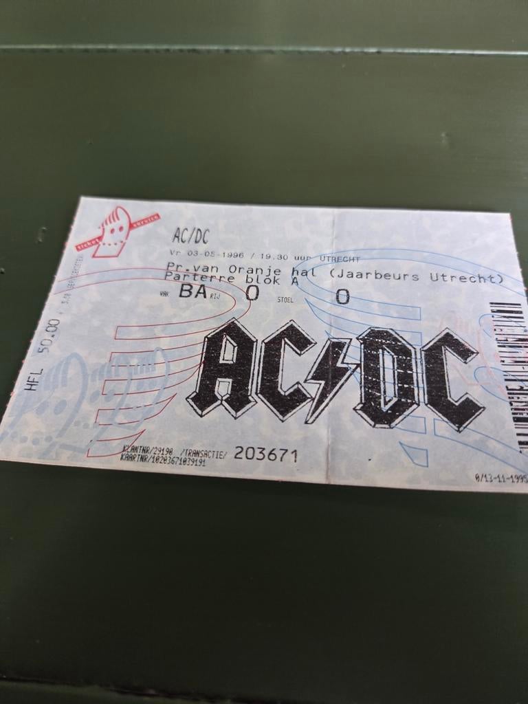 Concertkaart AC/DC Jaarbeurs Utrecht 3 mei 1996, Ophalen of Verzenden, Zo goed als nieuw, Overige typen