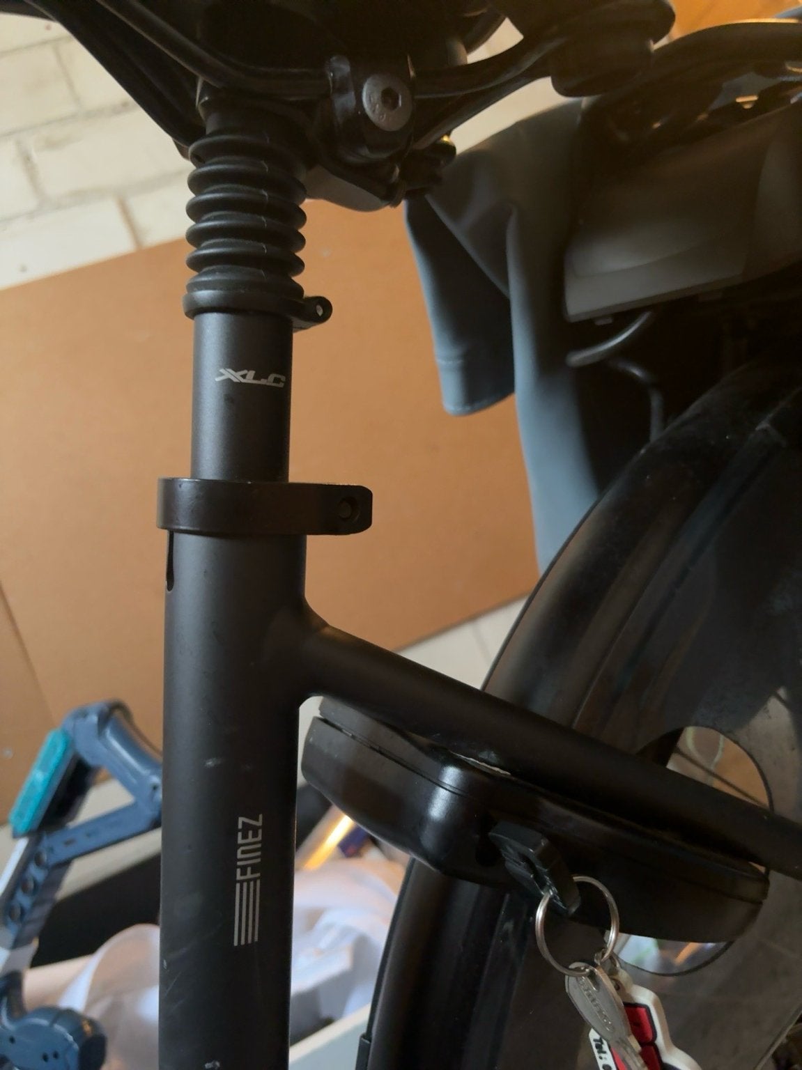 Batavus Finez E-bike met lage instap, Fietsen en Brommers, Fietsen | Dames | Damesfietsen, Ophalen, Batavus, Schijfrem, 53 tot 56 cm