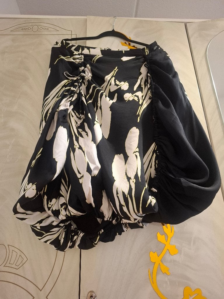 Aparte rok- ballon DiDi maat m, Kleding | Dames, Ophalen of Verzenden, Zo goed als nieuw, Maat 38/40 (M), Zwart