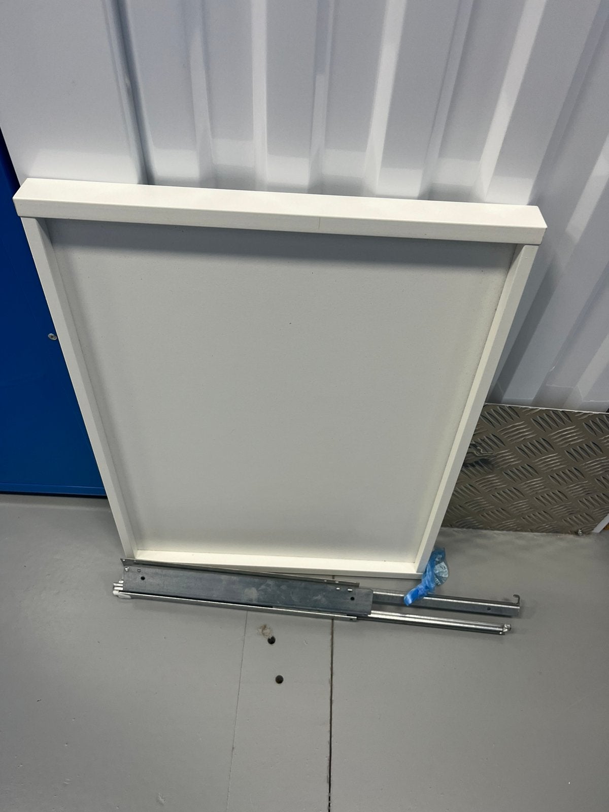 Ikea komplement uittrekbare plank 50x58, Ophalen, Zo goed als nieuw