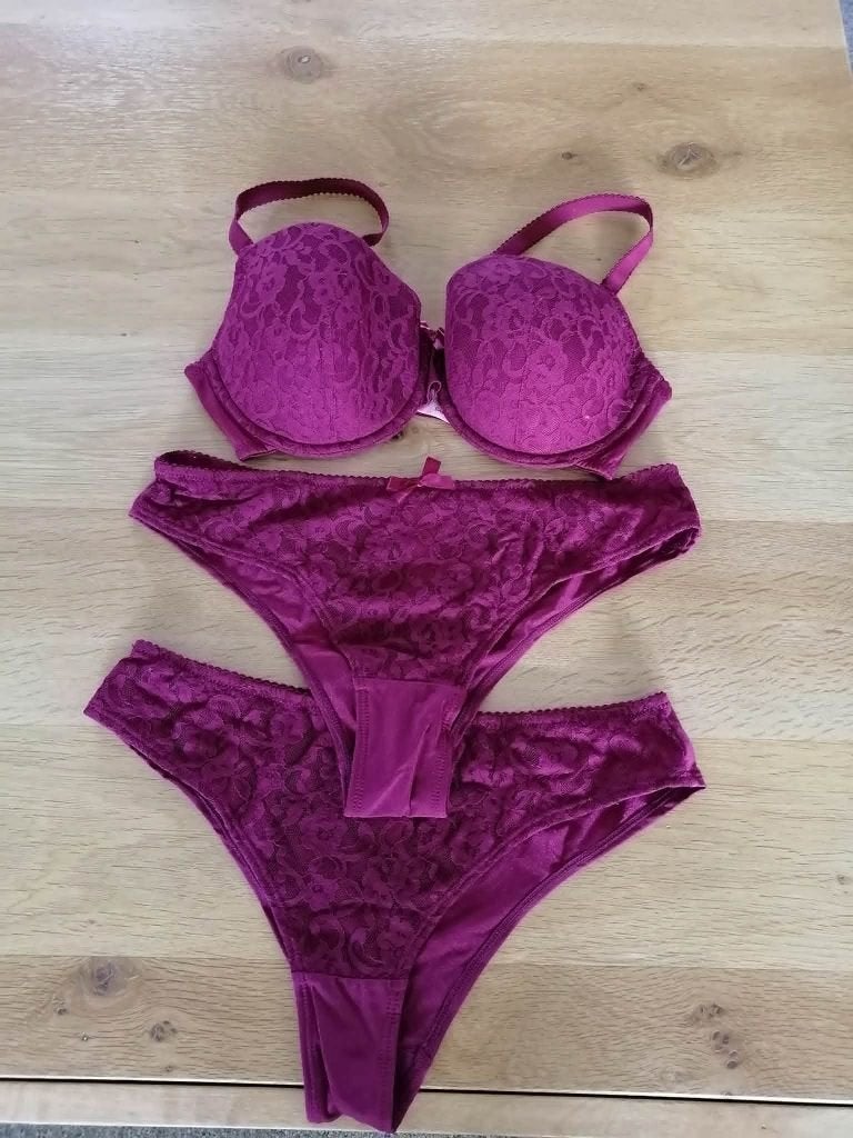 Hunkemoller lingeriesetje 80d / m, Hunkemöller, Ophalen of Verzenden, Overige kleuren, BH