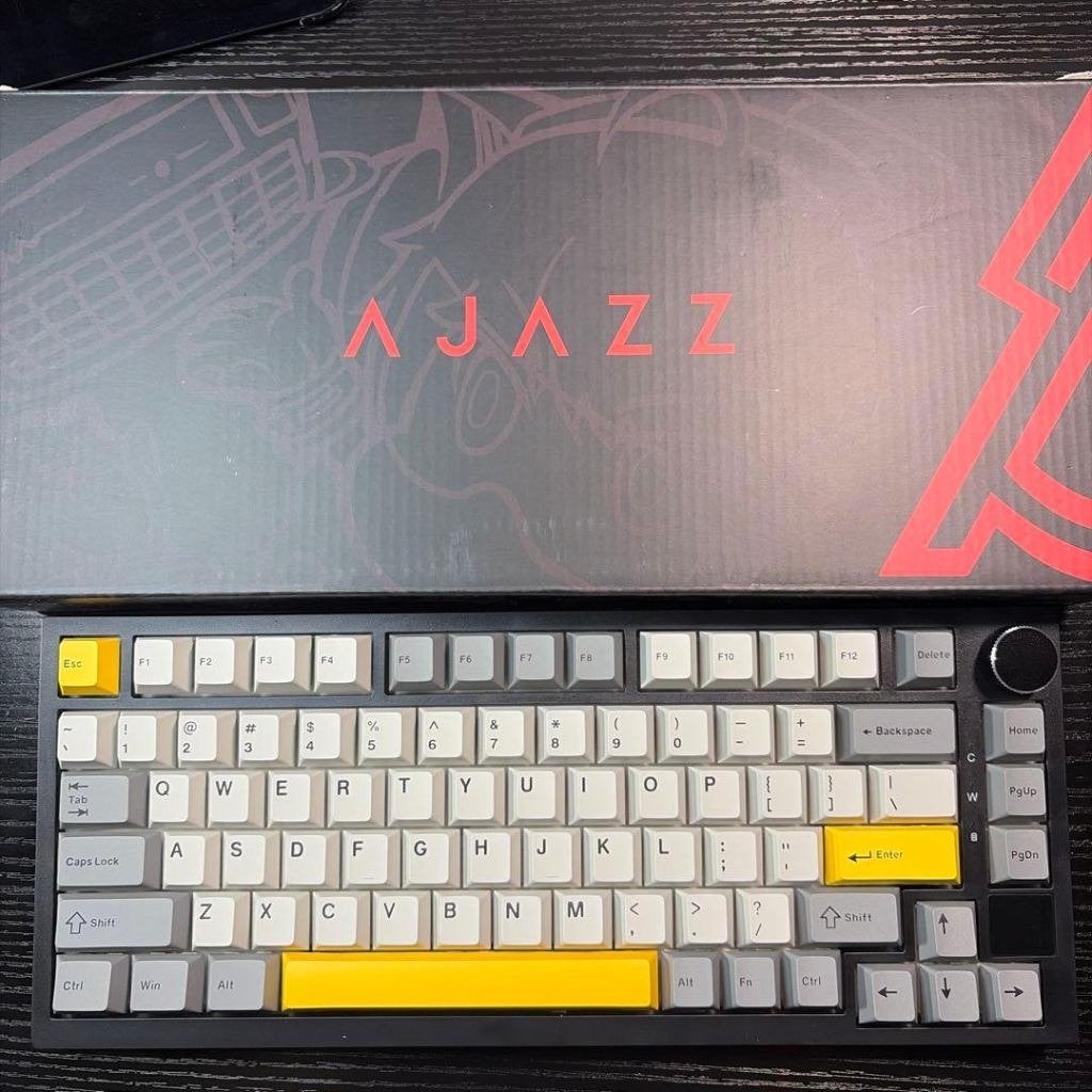 Ajazz AK820 Pro – Mechanisch Gaming Toetsenbord – RGB, Gaming toetsenbord, Ophalen of Verzenden, Zo goed als nieuw, Qwerty
