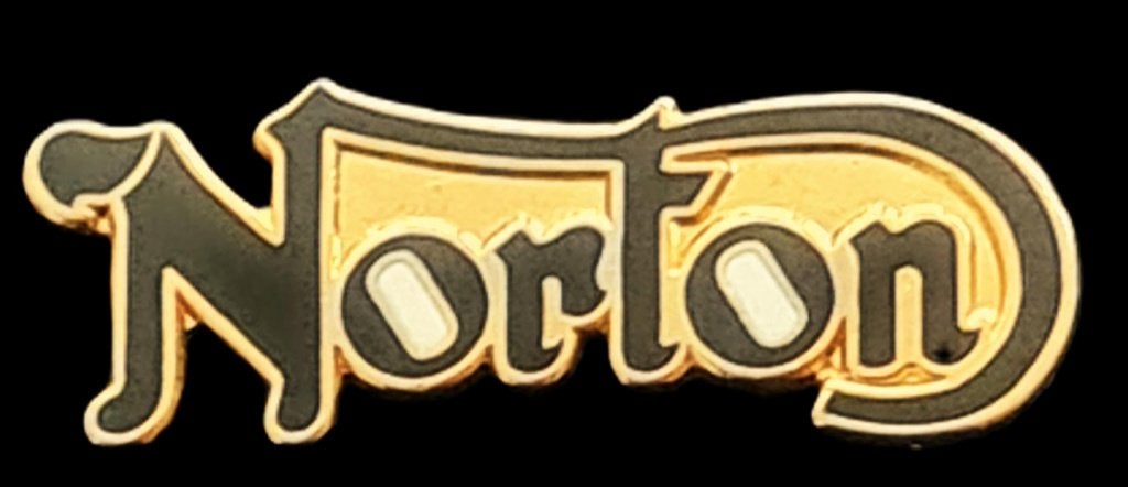 Norton broche- emaille, Verzamelen, Verzenden, Nieuw, Transport, Speldje of Pin