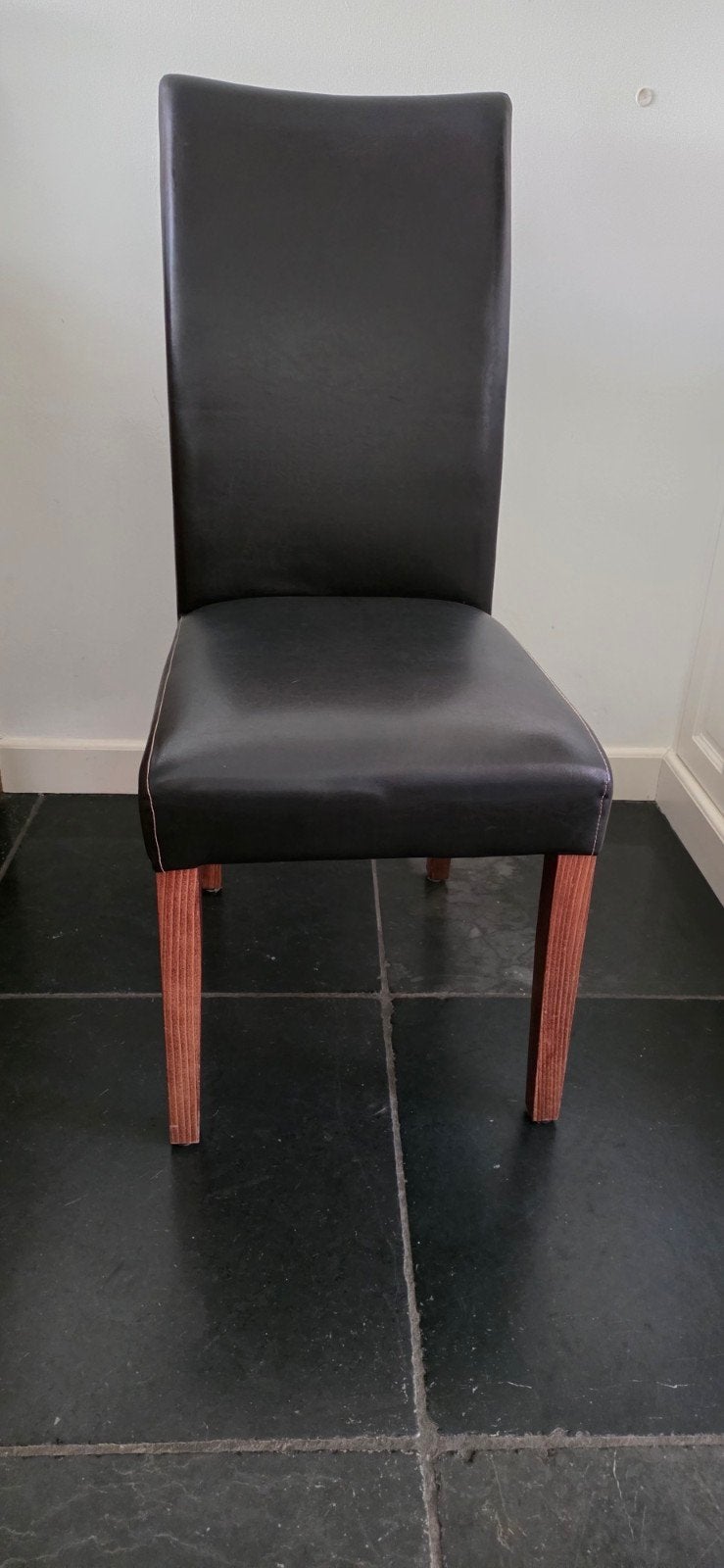 Gratis 4 stoelen., Huis en Inrichting, Stoelen, Ophalen, Gebruikt, Bruin, Overige materialen