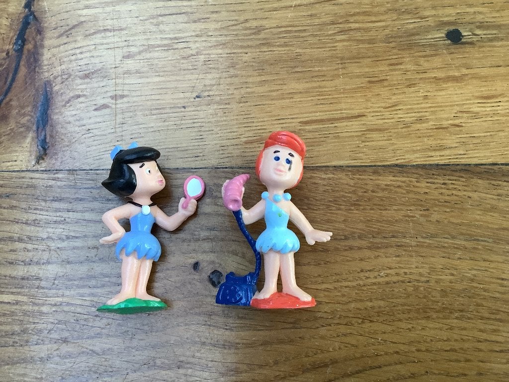 Vintage Flintstones beeldjes: Pebbles en Wilma, Ophalen of Verzenden, Overige figuren, Zo goed als nieuw, Beeldje of Figuurtje