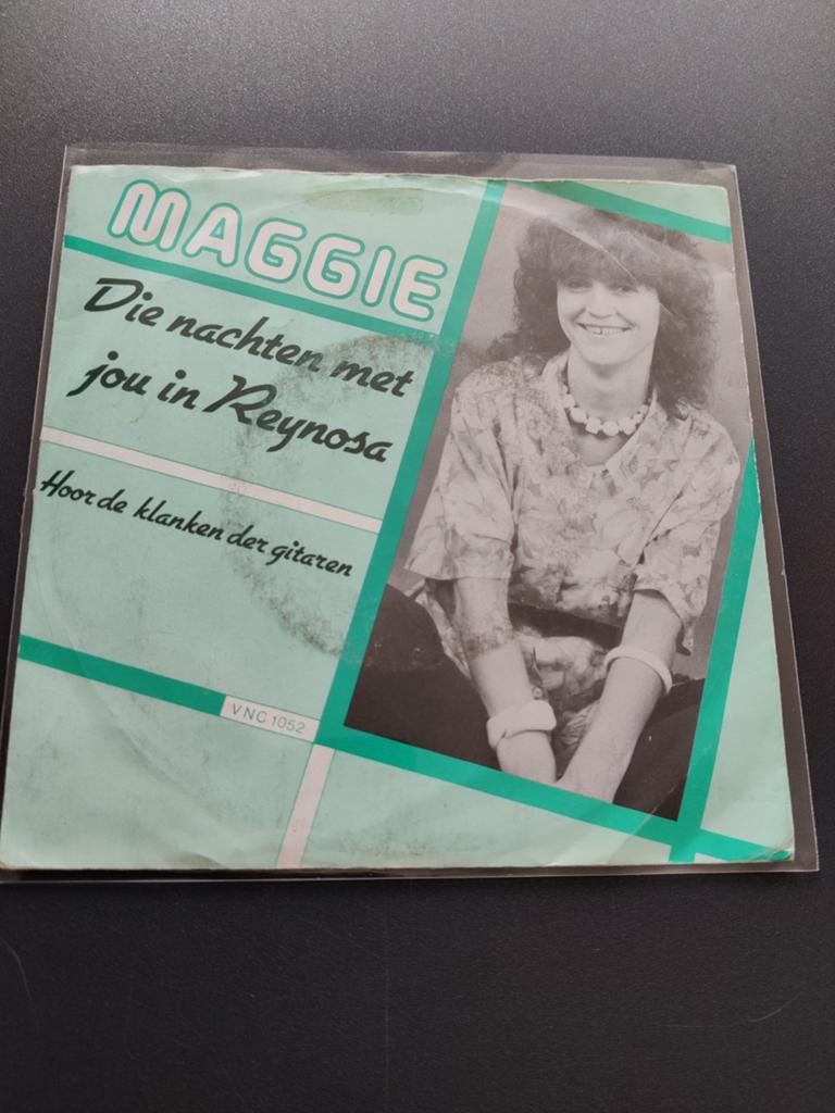 Maggie - Die nachten met jou in Reynosa / Hoor de klanken de, Ophalen of Verzenden, Zo goed als nieuw, Overige formaten, Levenslied of Smartlap