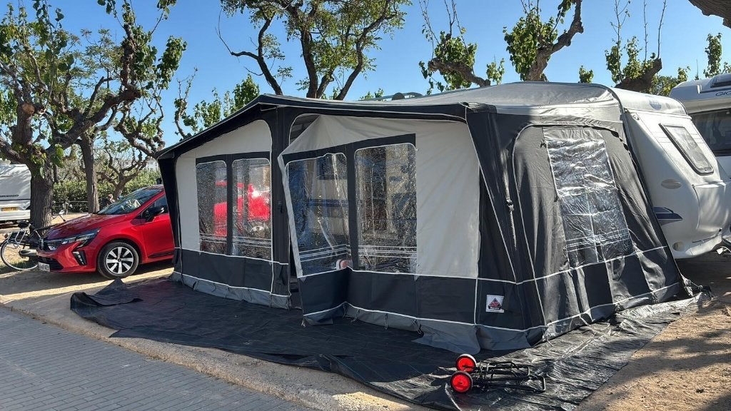 Hobby 540 Exclusive 2005, Zeer compleet, Caravans en Kamperen, Rondzit, Hobby, Particulier, Luifel