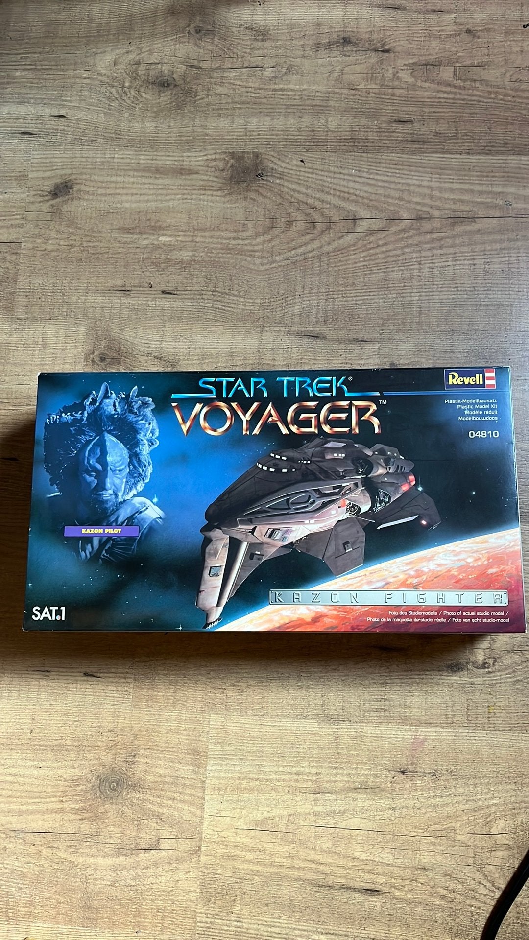 Star Trek kazon Fighter, Ophalen of Verzenden, Zo goed als nieuw, 1:72 tot 1:144, Overige merken