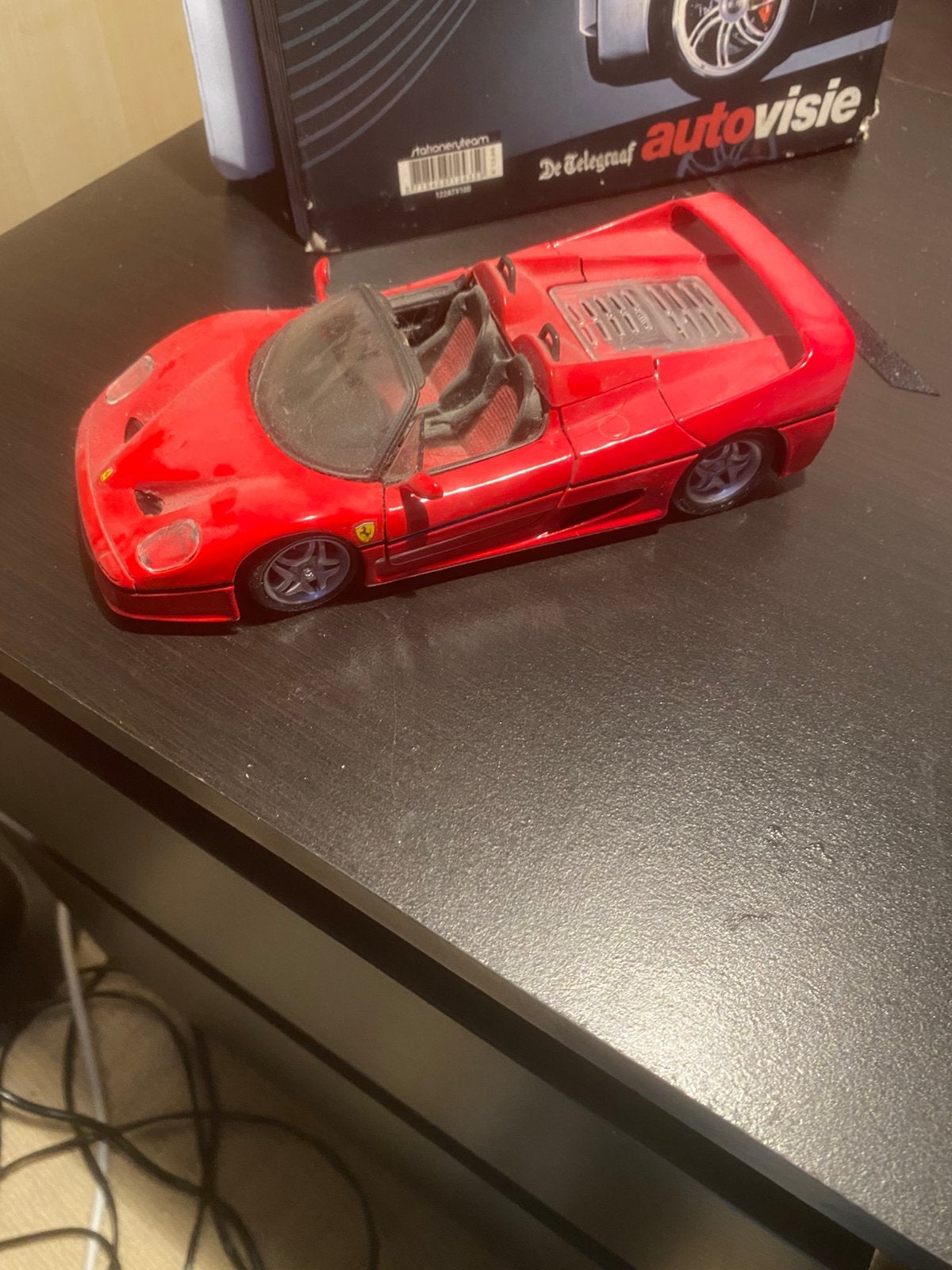 1:24 ferrari F50 rood maisto, Ophalen, Zo goed als nieuw, Maisto