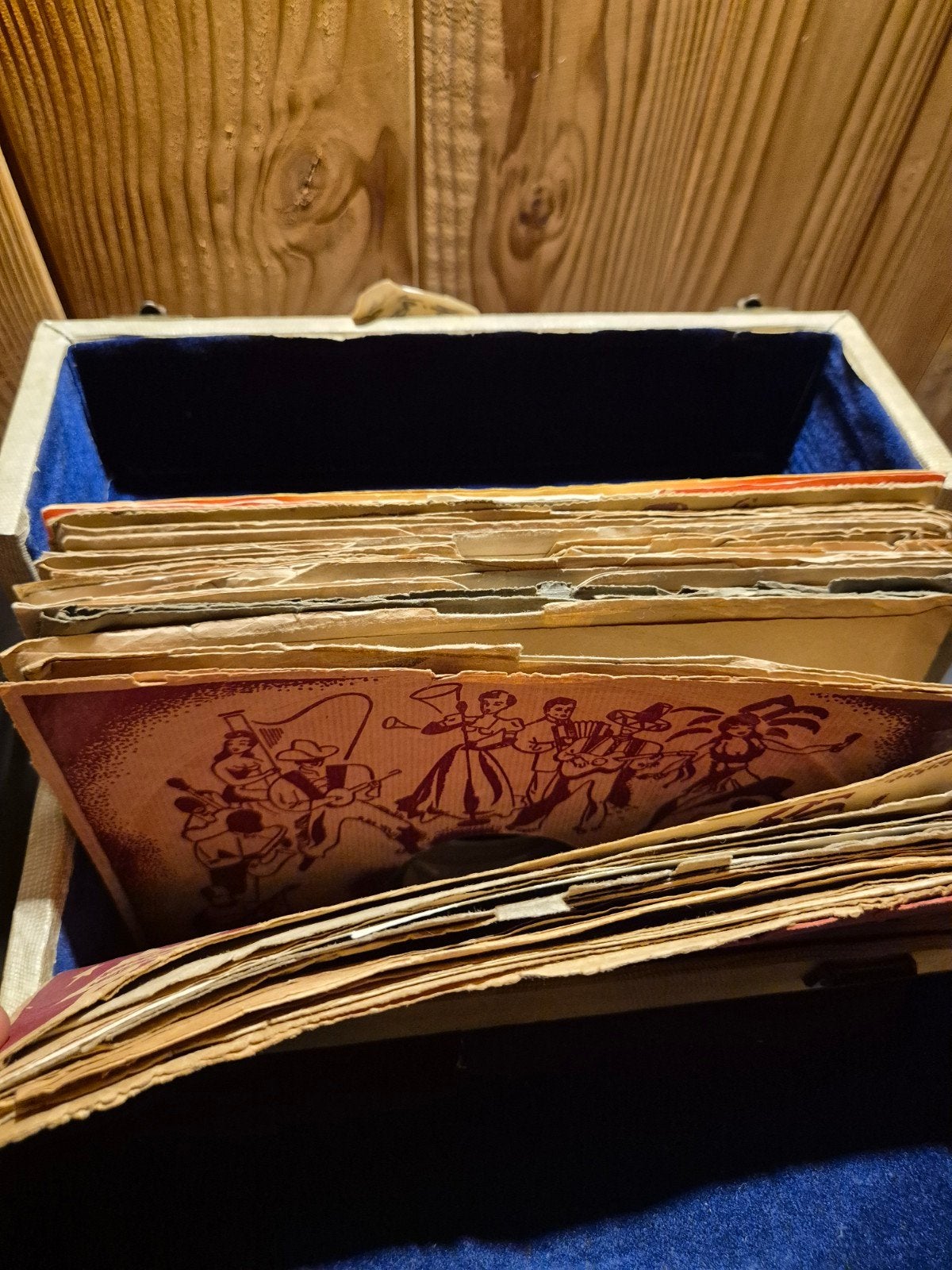 Vintage vinylplaten koffer met 78 toeren hoesjes., Gebruikt, 10 inch, Originele persing, Ophalen of Verzenden