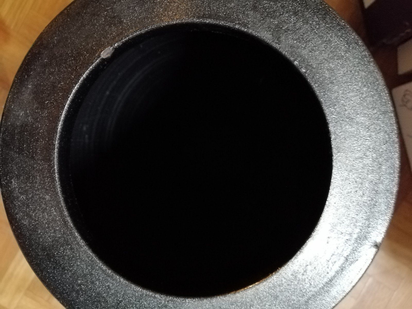 Bloempot en vaas, Ophalen, Rond, Binnen, Aardewerk