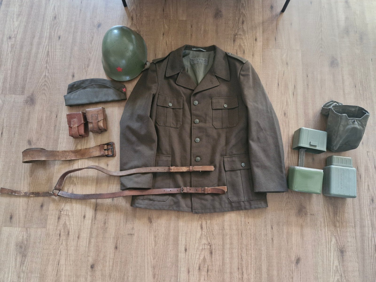 Joegoslavisch JNA uniform set, Ophalen of Verzenden, Landmacht, Overige gebieden