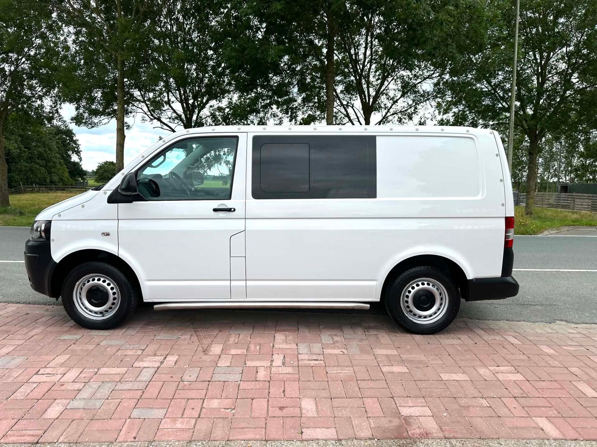 Volkswagen Transporter 2.0 TDI L1H1 BM Marge 3 Pers. Airco/C, Voorwielaandrijving, Euro 5, Gebruikt, 4 cilinders