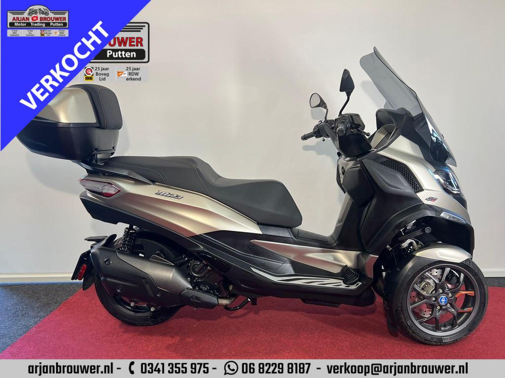 Piaggio MP3 530 HPE Exclusive, Traction Control, Bedrijf, Piaggio Vespa B.V., Minervum 7272
4817 ZM  Breda, NL