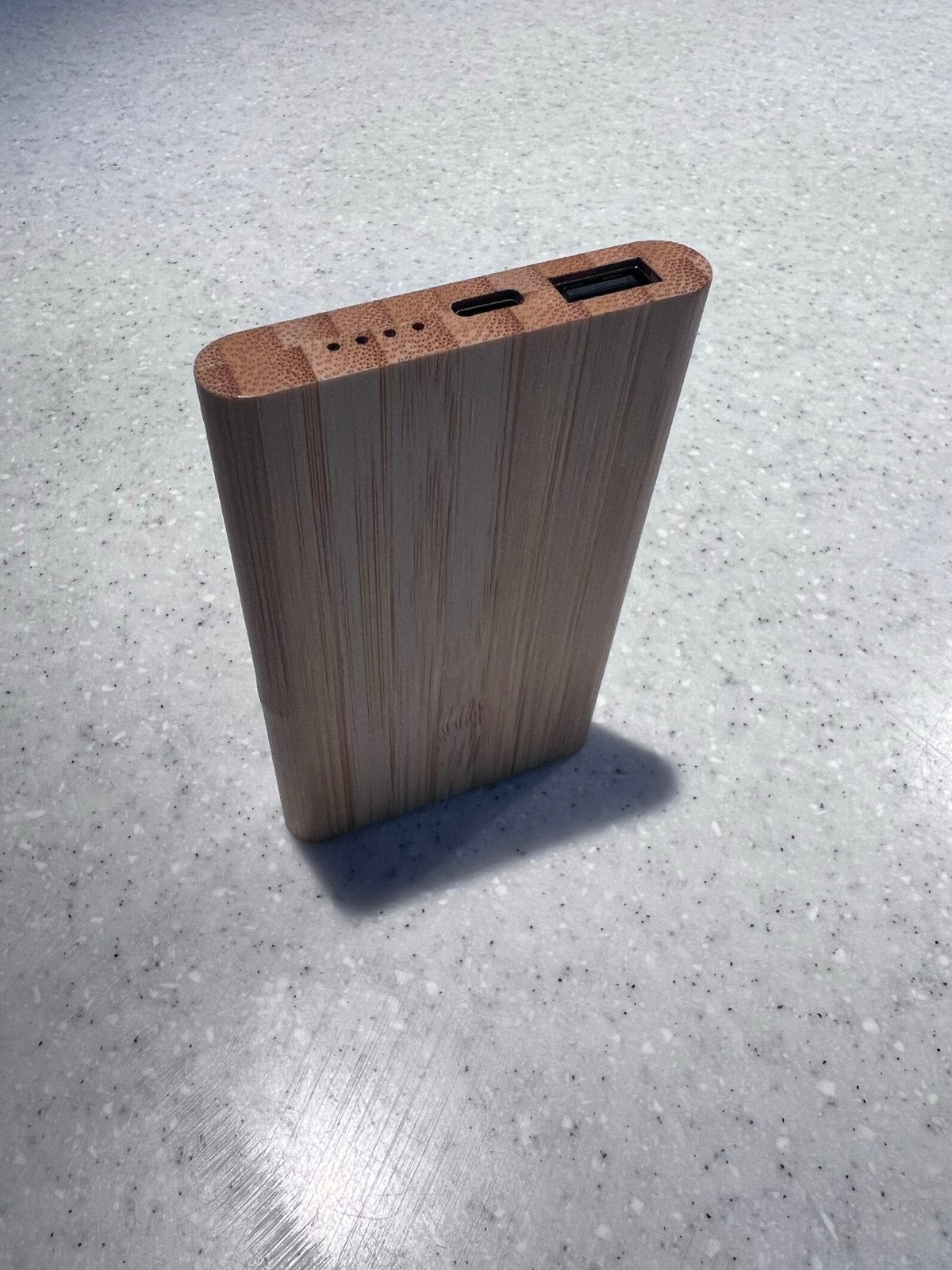 Bamboe Powerbank 4000 mAh, Ophalen of Verzenden, Zo goed als nieuw
