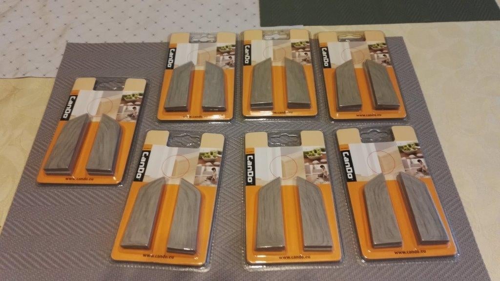 Verschillende hoekstuk-Eindstuk voor MDF plinten.Grijs eiken, 75 m² of meer, Oude Huizerweg Bd, Blaricum 1261 13, Nieuw, Grijs