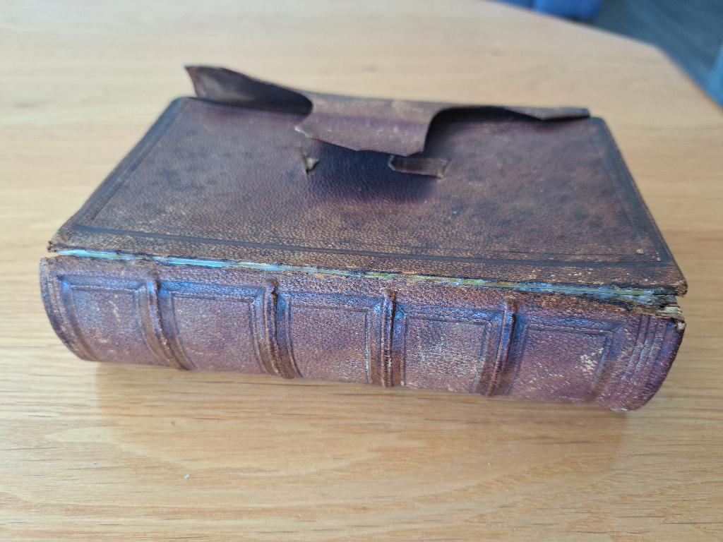 eerste psalm en gezangen boek Nederlandse hervormde kerk, Antiek en Kunst, Antiek | Boeken en Bijbels, Ophalen of Verzenden