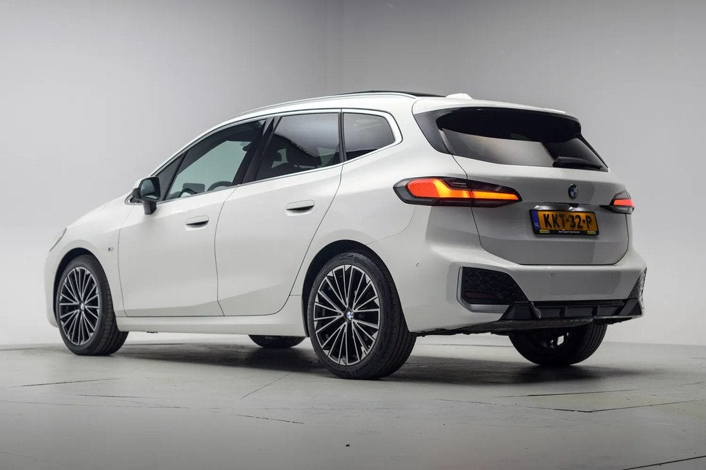 BMW 2 Serie Active Tourer 218i M Sport Aut. [ Panorama Leder, Automaat, 136 pk, Gebruikt, 1445 kg
