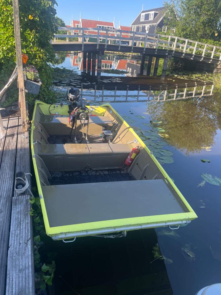 Stabiele,platbodem,met Suzuki 4 takt 6pk buitenboordmotor, Watersport en Boten, Benzine, Overige merken, Gebruikt, Buitenboordmotor
