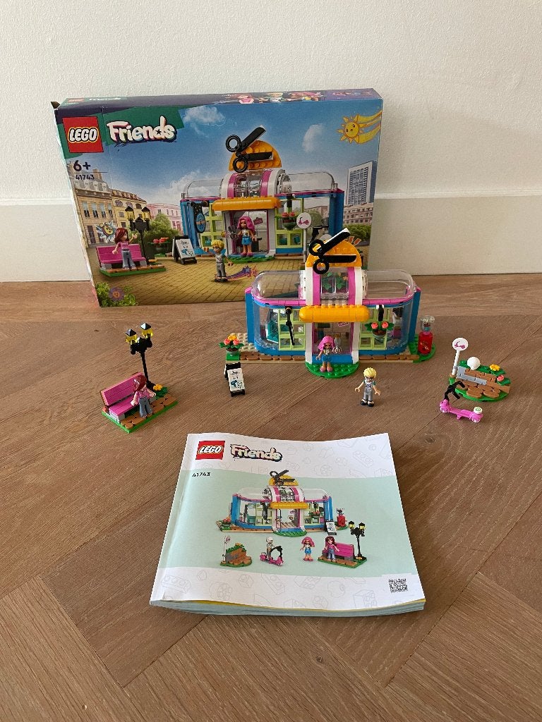 Lego Friends 41743 kapper kapsalon compleet met doos, Lego, Friends, Ophalen of Verzenden, Zo goed als nieuw