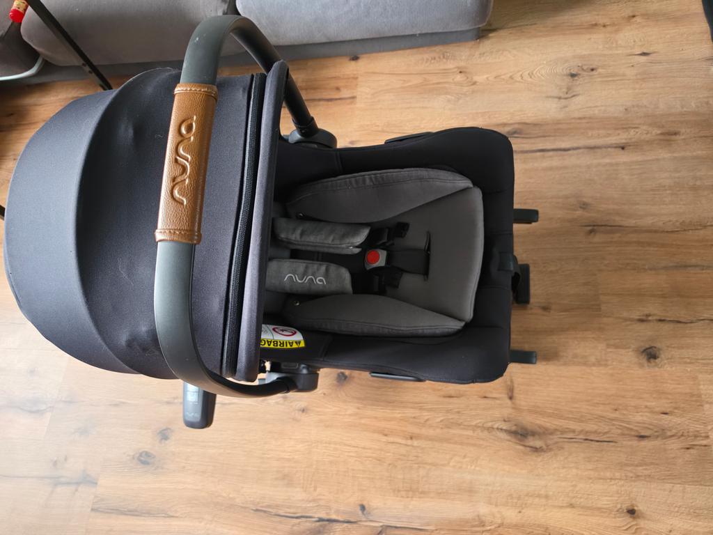 Nuna Pipa Next met isofix, Ophalen, Gebruikt, Kinderwagen, Overige merken