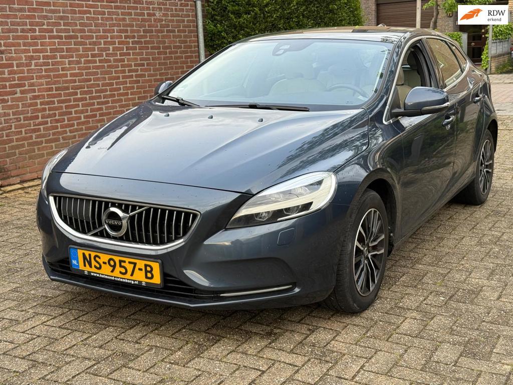Volvo V40 2.0 D2 Inscription NAVI/ CAMERA/LED/ELEKTRISHE STO, Auto's, Volvo, Voorwielaandrijving, Gebruikt, 4 cilinders, 1969 cc