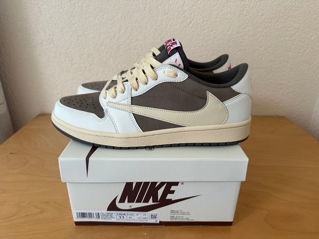 Jordan 1 Retro Low OG Travis Scott Reverse Mocha - Maat 45, Overige kleuren, Verzenden, Nieuw, Sneakers of Gympen