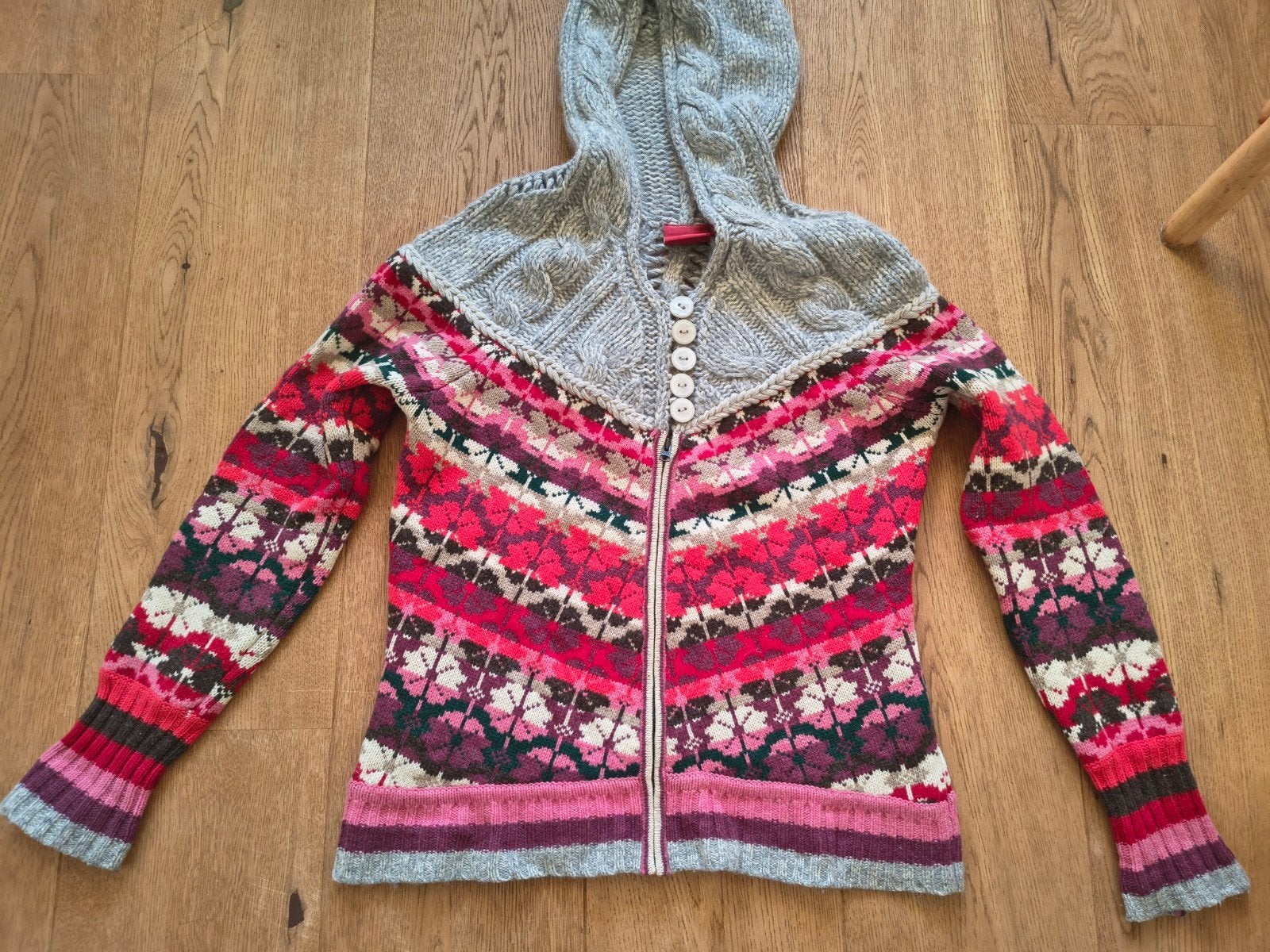 Oilily vest met capuchon - Maat S, Oilily, Meerkleurig, Ophalen of Verzenden, Zo goed als nieuw