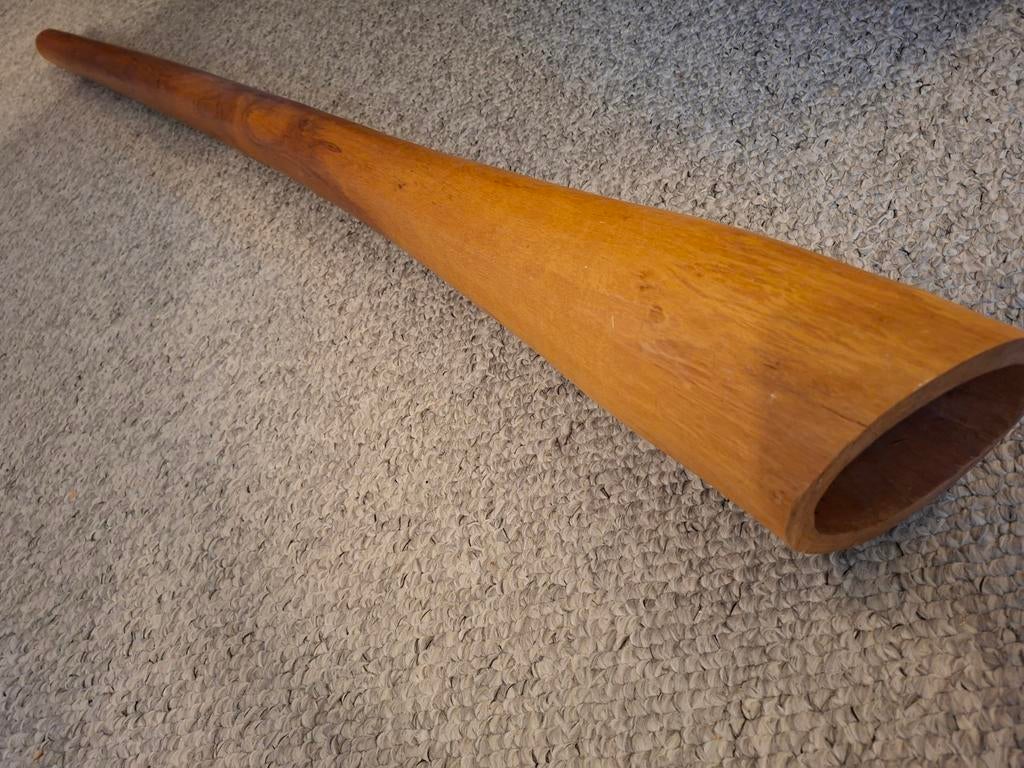 Didgeridoo te koop., Ophalen