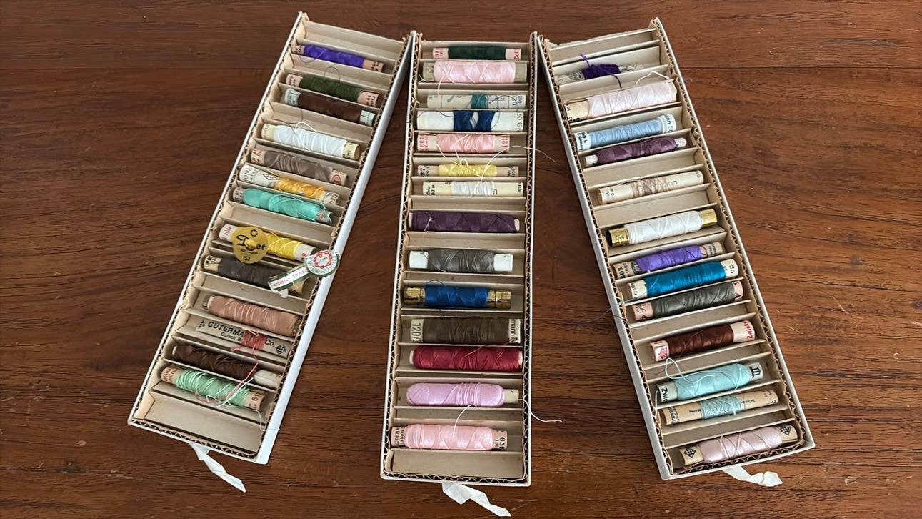 Vintage naaigaren gutermann in doosje, Hobby en Vrije tijd, Naaien en Fournituren, Ophalen, Gebruikt, Garen of Naald(en)