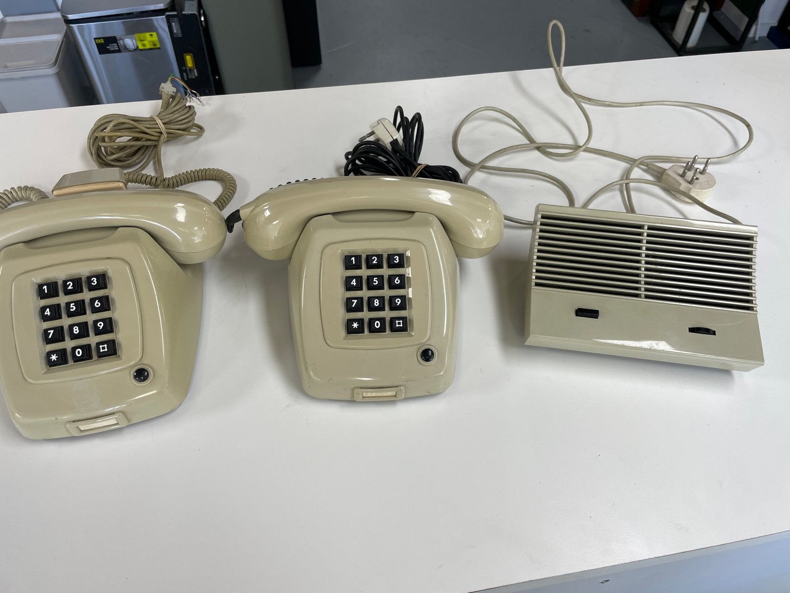 Vintage PTT telefoons met intercom en losse microfoon, Telecommunicatie, Vaste telefoons | Niet Draadloos, Gebruikt, Ophalen of Verzenden