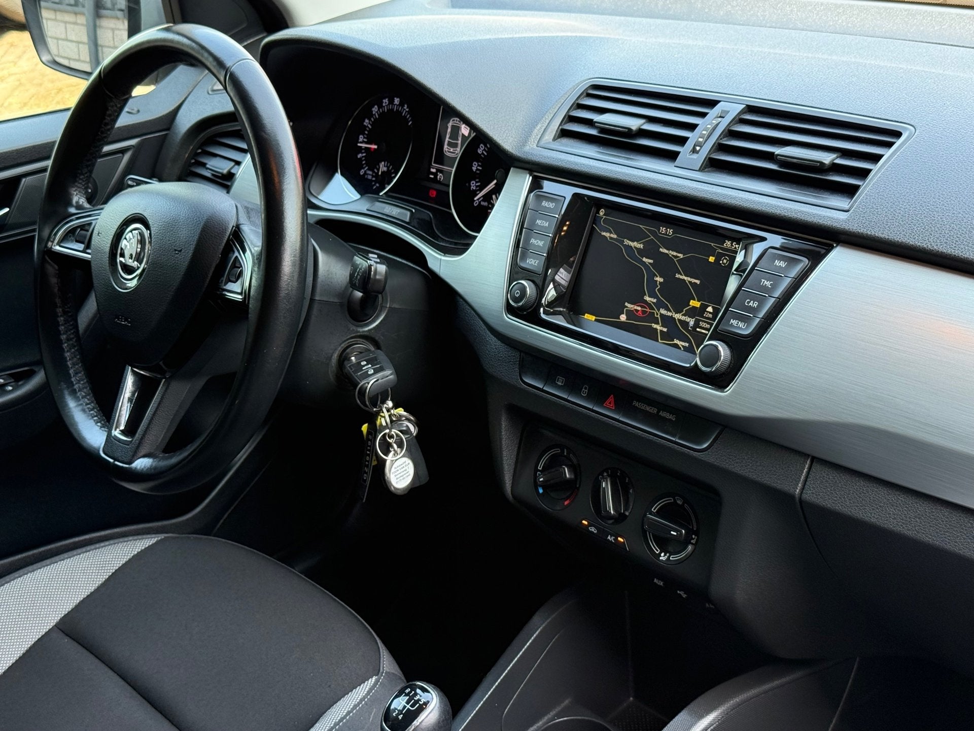 Skoda Fabia 1.4 TDI Ambition Businessline Pro Navi Airco Cru, Auto's, Voorwielaandrijving, 28 km/l, Gebruikt, Euro 6