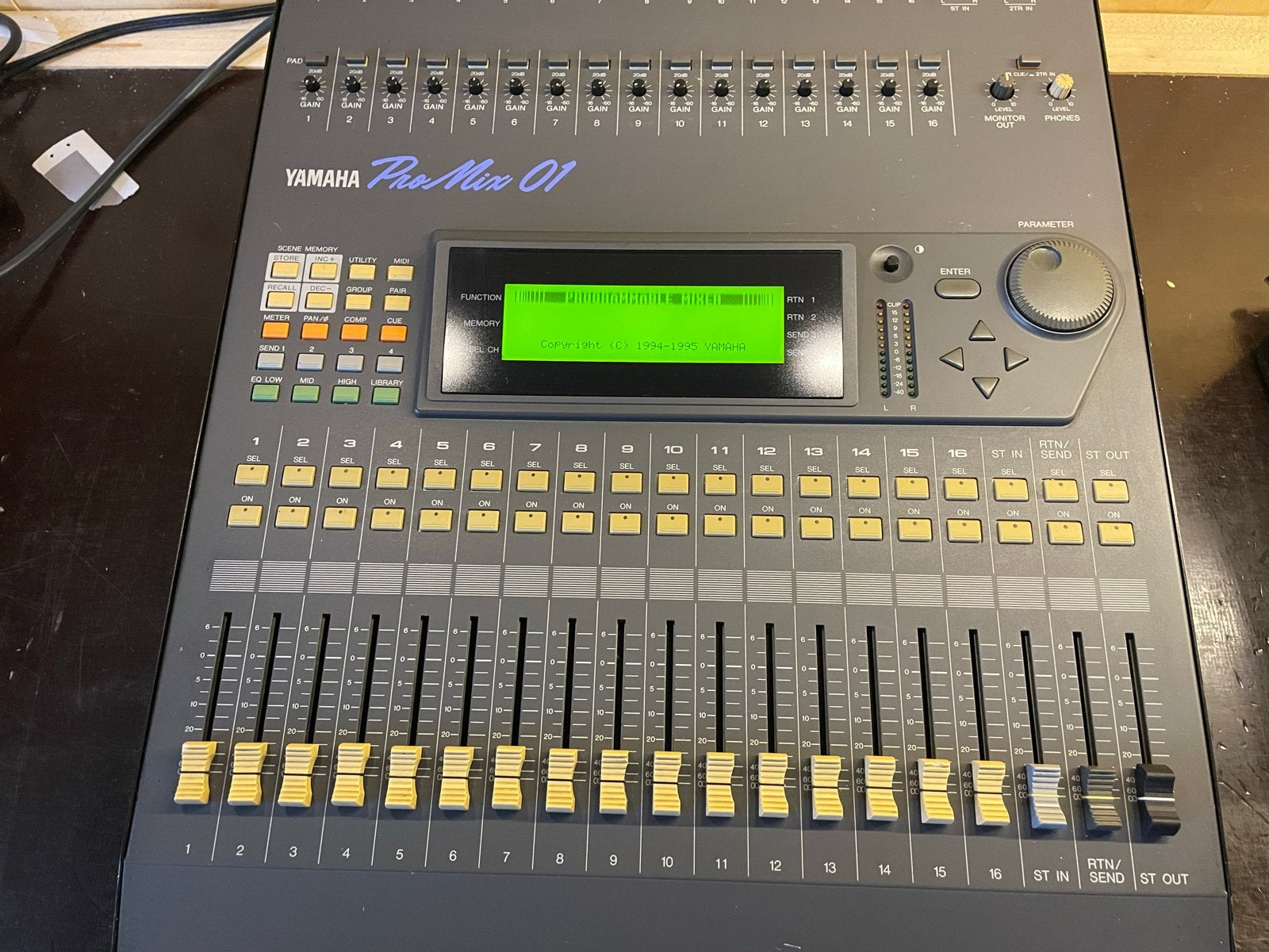 Yamaha ProMix 01 Digitale Mixer - Studio Kwaliteit, Ophalen of Verzenden, Gebruikt, 10 tot 20 kanalen, Microfooningang