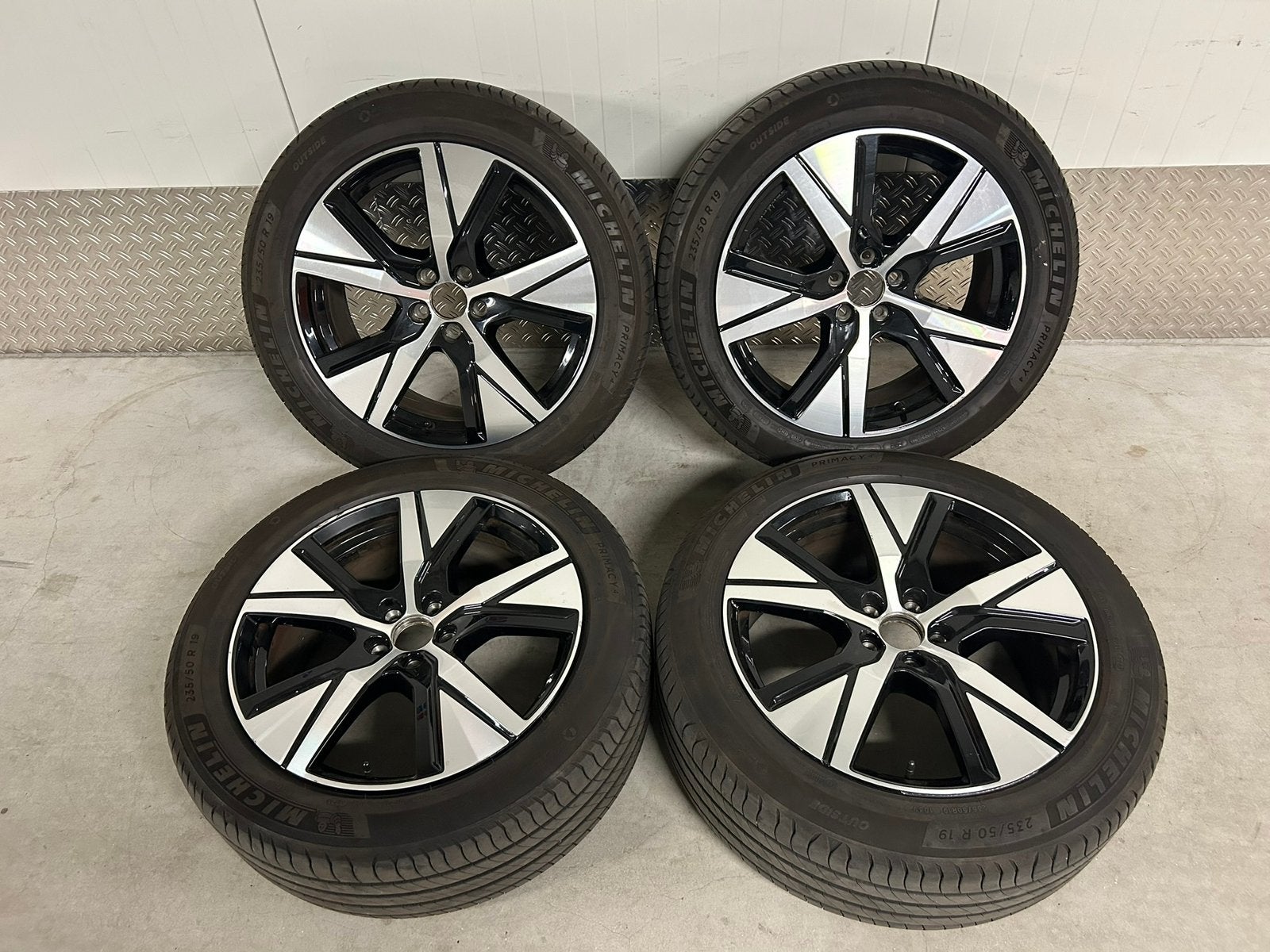 Originele Volvo XC40 19 inch 5x108 Michelin zomer 2023, Auto-onderdelen, Banden en Velgen, Banden en Velgen, Volvo, Personenwagen