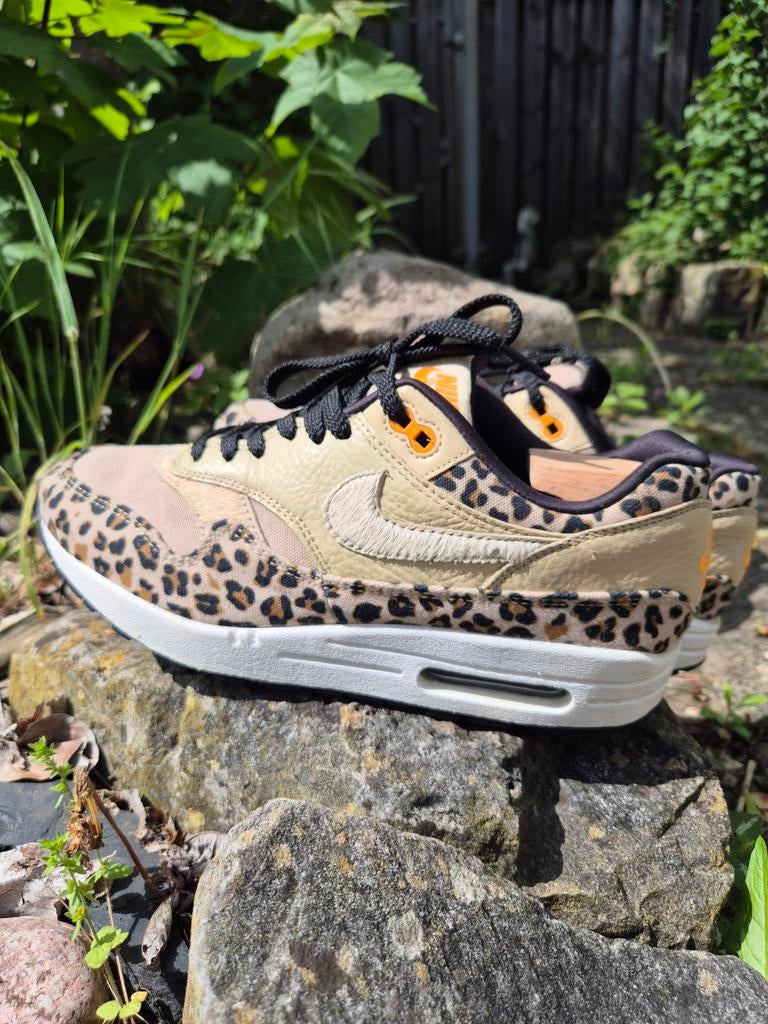Nike air max 1 Leopard 1 40,5, Kleding | Dames, Schoenen, Gedragen, Sneakers of Gympen, Bruin, Ophalen of Verzenden