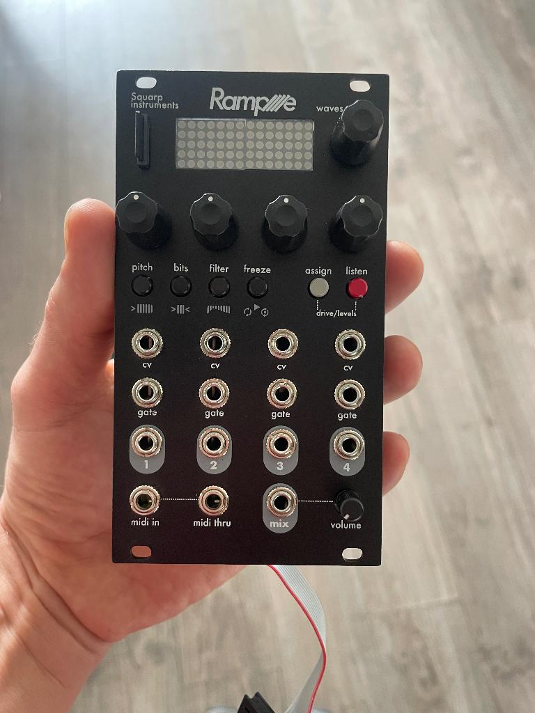 Squarp Rample / Soundmachines LS1 lightstrip *PRICE UPDATE, Ophalen, Zo goed als nieuw