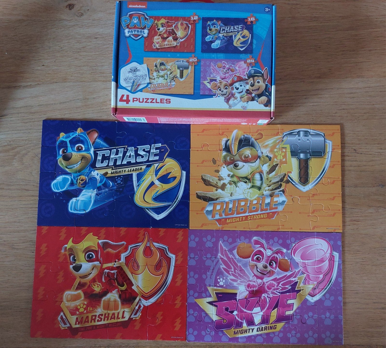 Paw Patrol Puzzels - 4-in-1 set, Ophalen, 10 tot 50 stukjes, Zo goed als nieuw, 2 tot 4 jaar