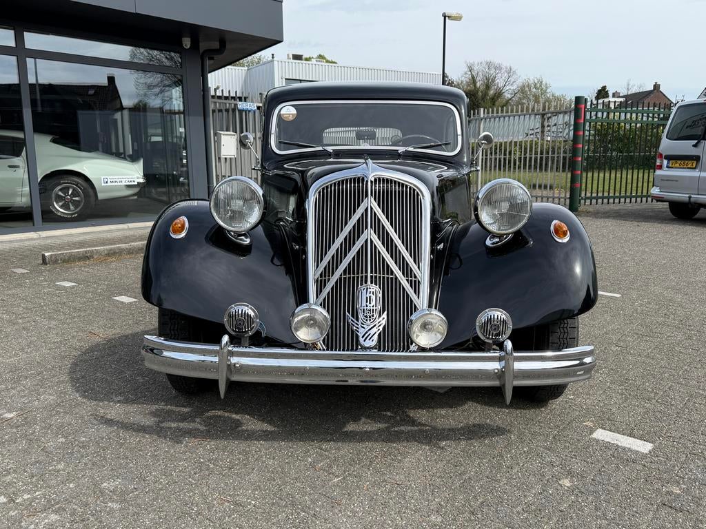 Citroën traction avant six, bouwjaar 1952, foto 6