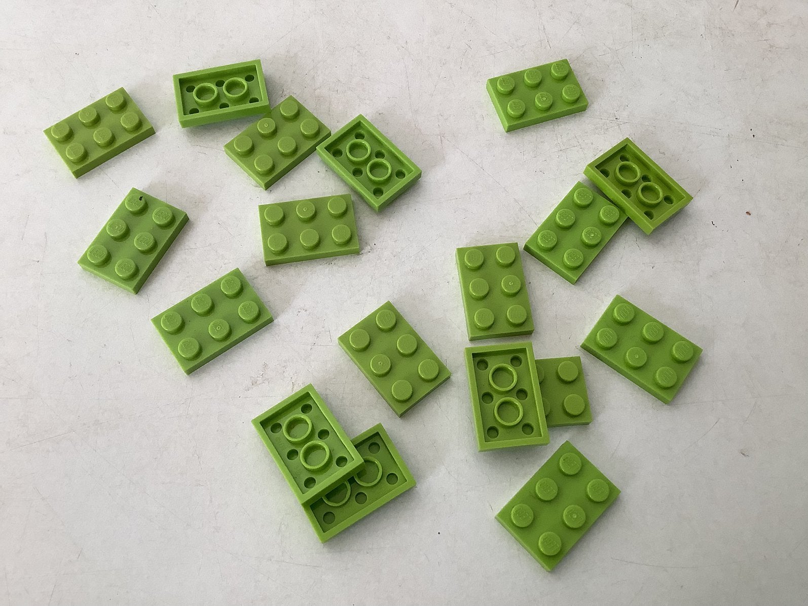 Lego plaat 2x3 lemon groen, Ophalen of Verzenden, Gebruikt, Losse stenen, Lego