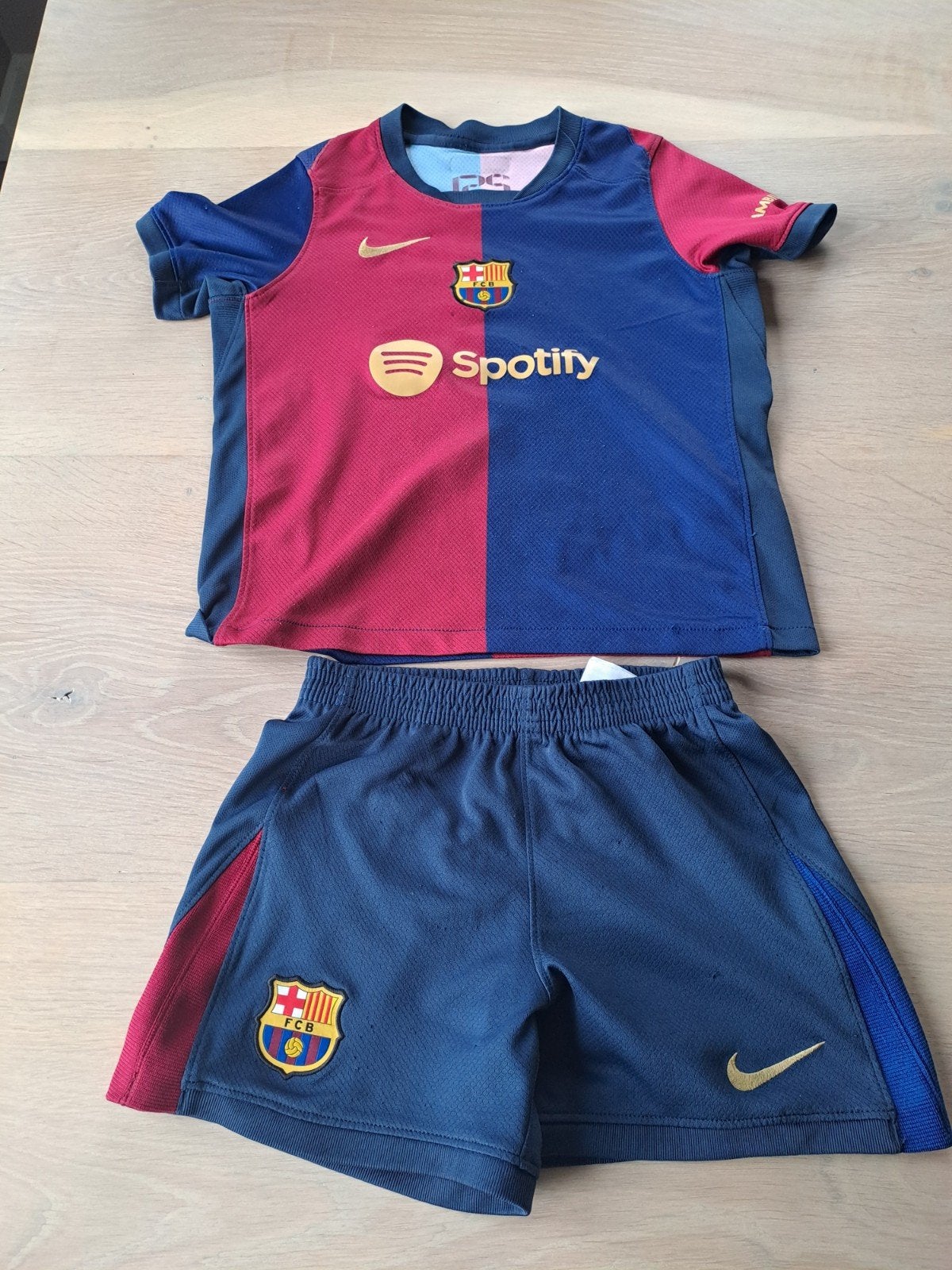 FC Barcelona Voetbalpakje Maat 110-116, Gebruikt, Jongen of Meisje, Sport- of Zwemkleding, Ophalen of Verzenden