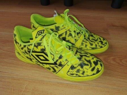 Umbro Extremis mt.43 soepele sportschoenen in goede staat, Overige kleuren, Sportschoenen, Ophalen of Verzenden, Zo goed als nieuw